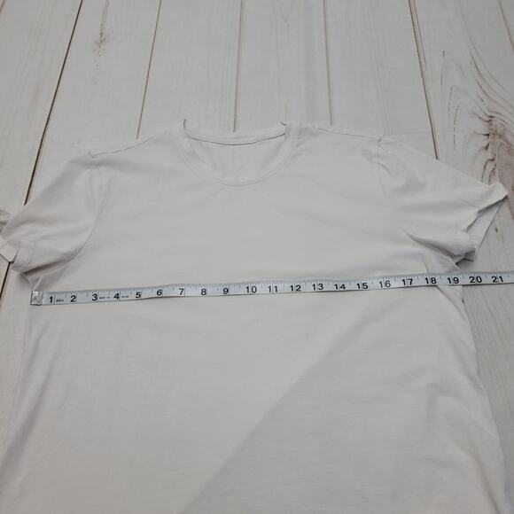 Vuori feather shirt T-Shirt white short sleeve crew - Picture 5 of 7